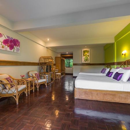 Pen Villa Hotel, Surin Beach - Sha Extra Plus Kültér fotó