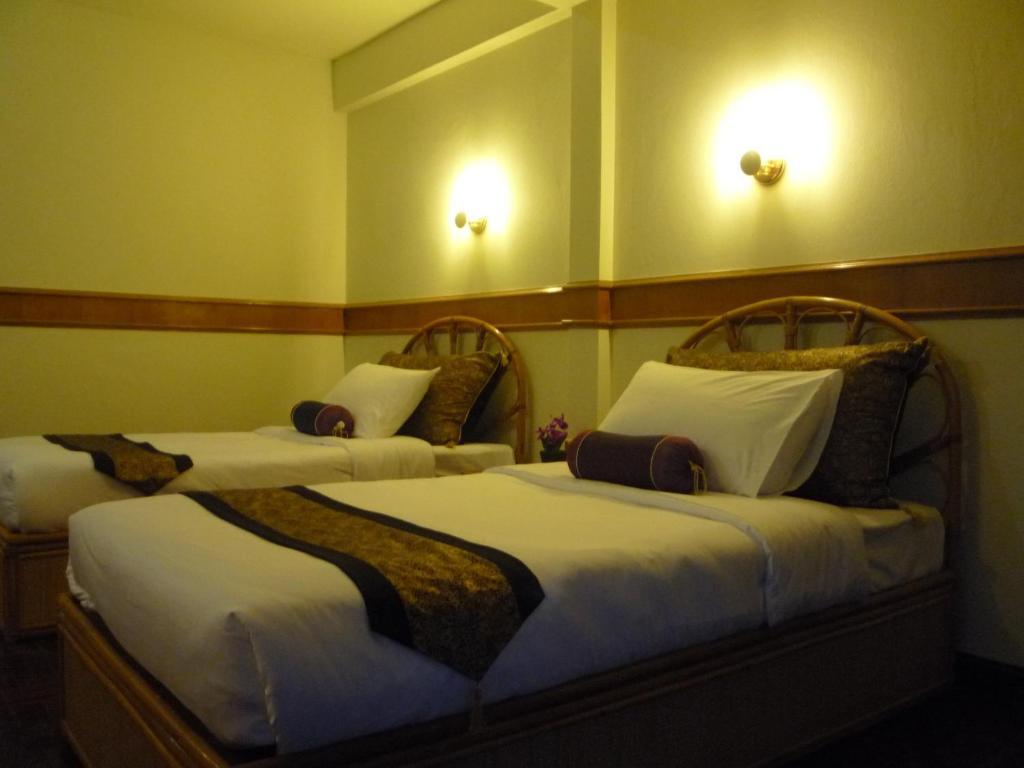 Pen Villa Hotel, Surin Beach - Sha Extra Plus Kültér fotó